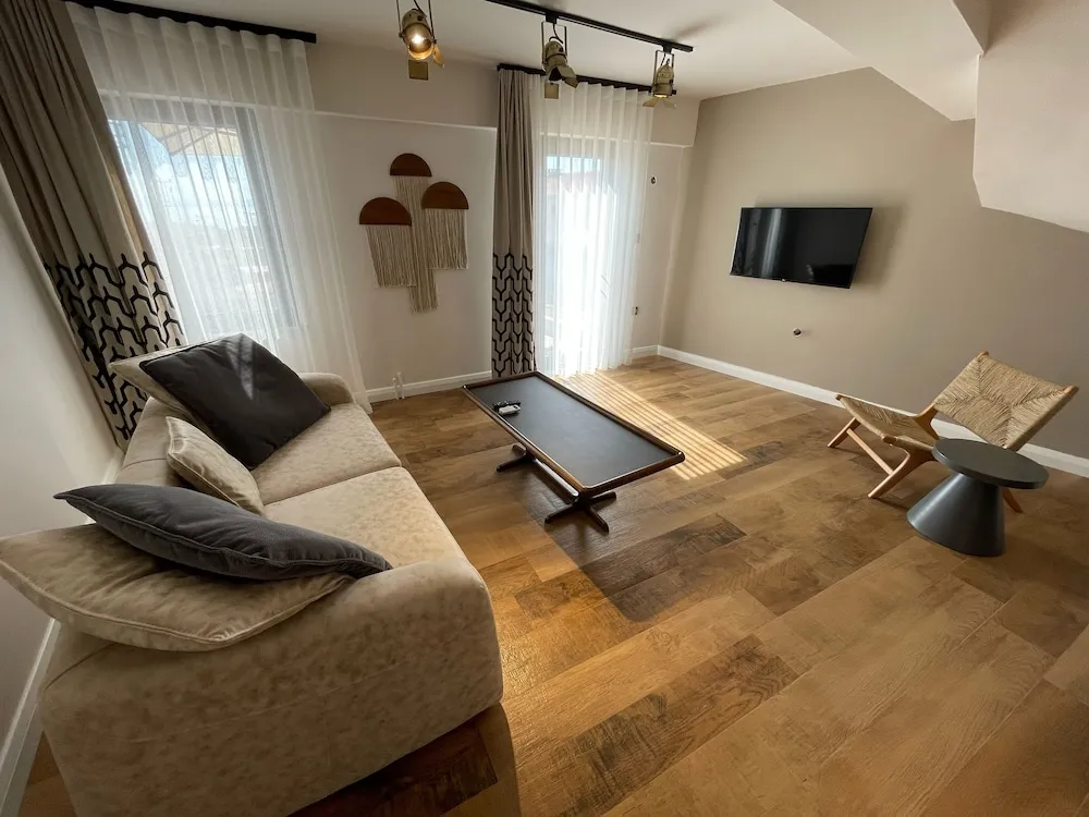 Deluxe Stüdyo Süit, Deniz Manzaralı, Bahçeli