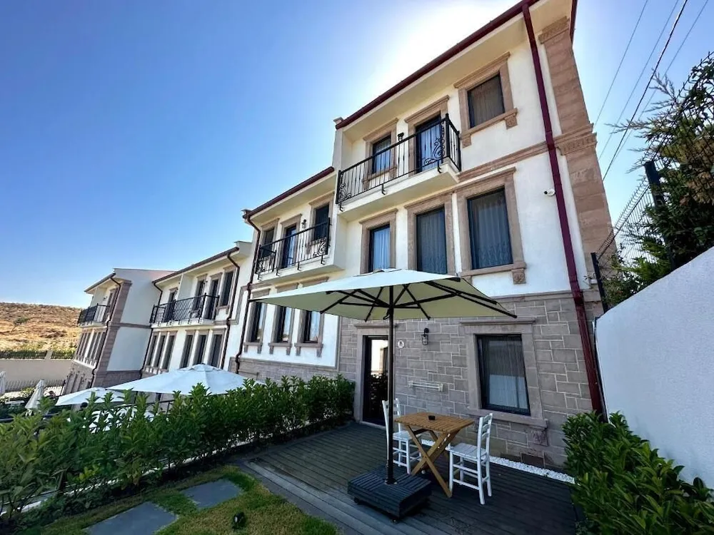 Deluxe Stüdyo Süit, Deniz Manzaralı, Bahçeli
