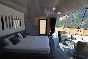 Kabak Freedom Deluxe Hotel