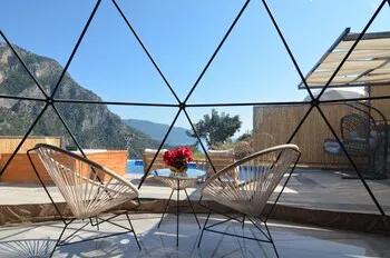 Kabak Freedom Deluxe Hotel