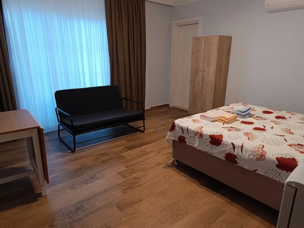 Stüdyo, Balkon