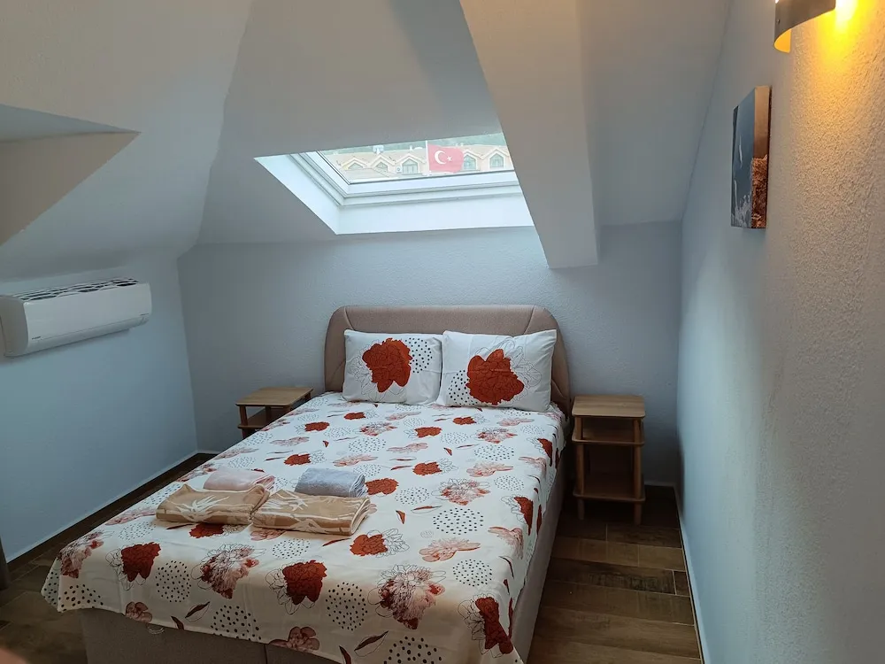 Çatı Katı (Loft), Balkon, Dağ Manzaralı