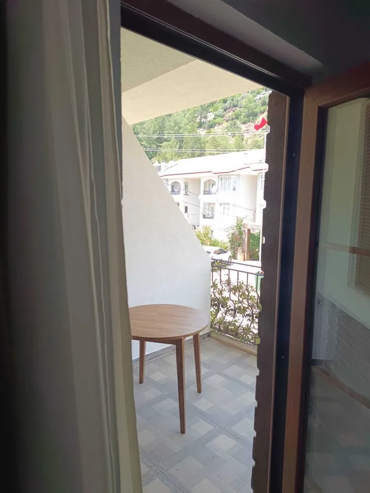 Stüdyo, Balkon