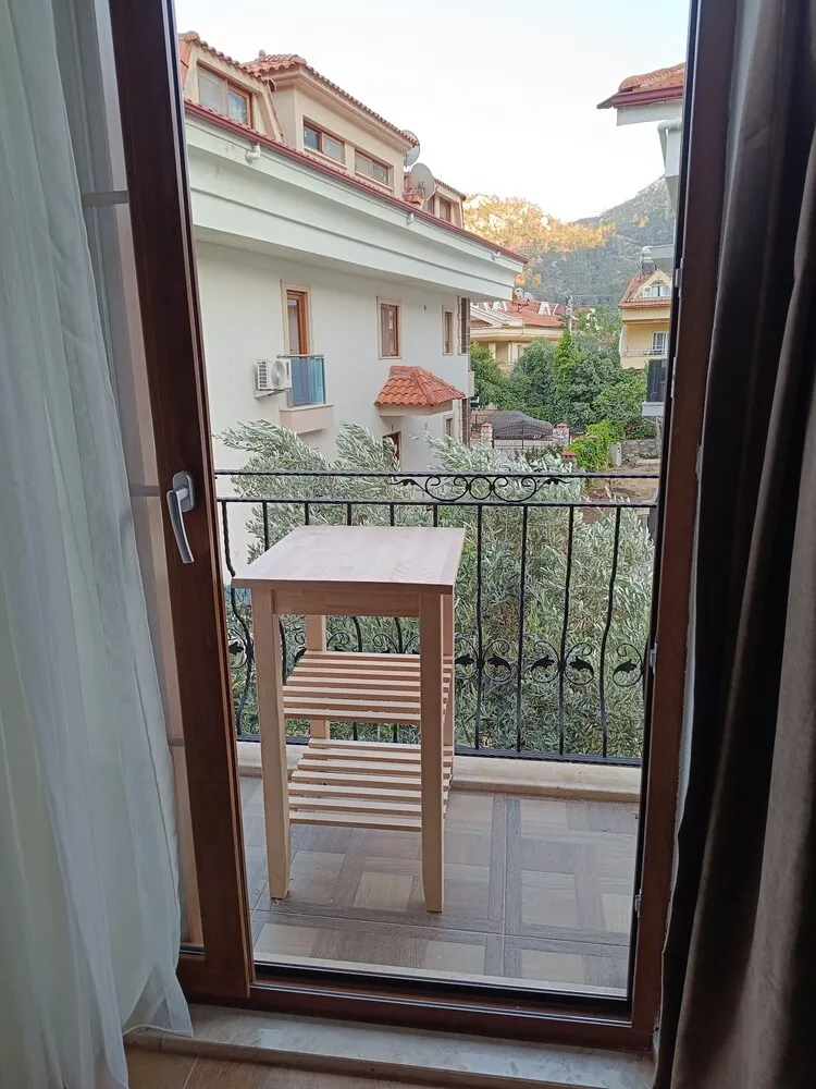 Stüdyo, Balkon