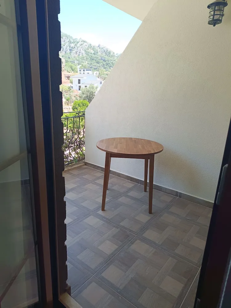 Apart Daire, Balkon