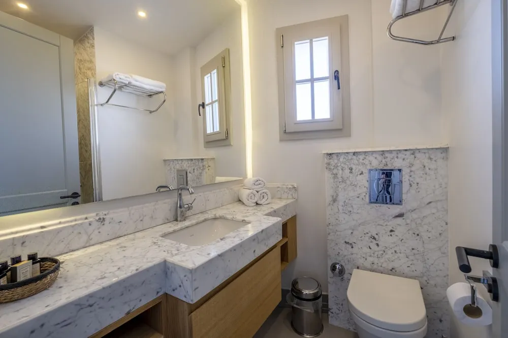 Standard Tek Büyük Yataklı Oda