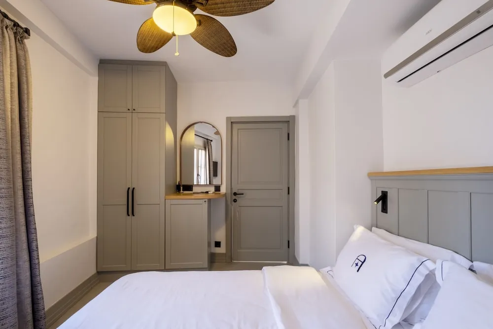 Standard Tek Büyük Yataklı Oda