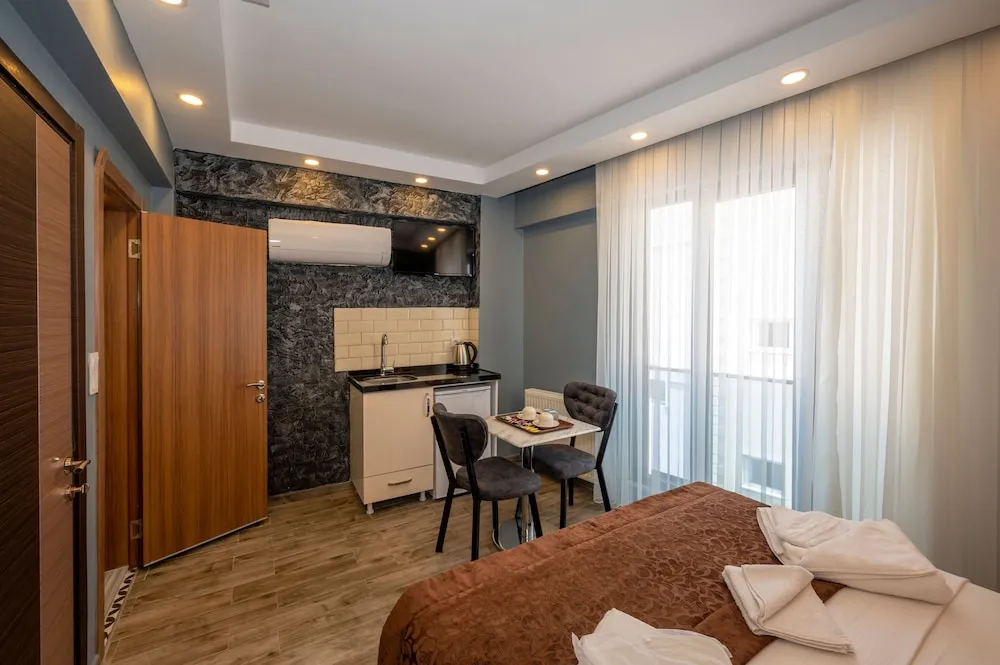 Deluxe Stüdyo Süit