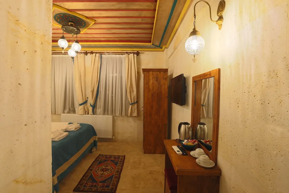 Standard Tek Büyük Yataklı Oda