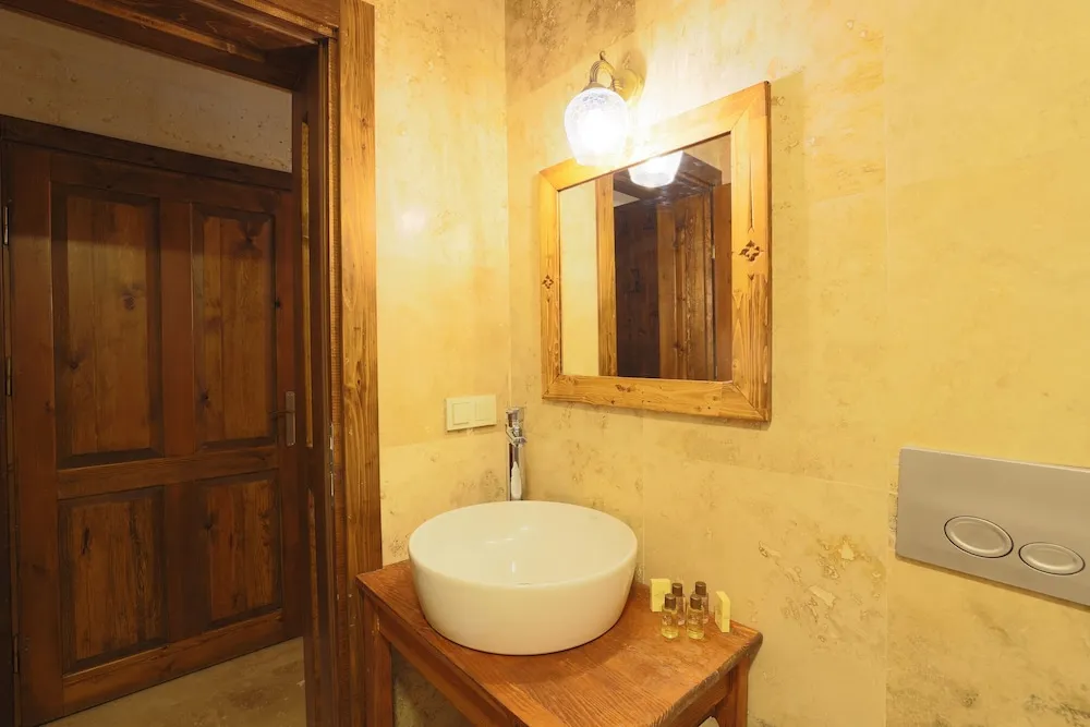 Superior Tek Büyük Yataklı Oda, 1 Büyük (Queen) Boy Yatak, Şehir Manzaralı