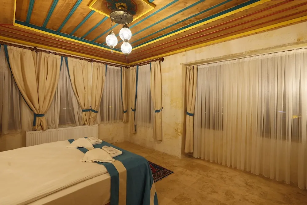 Superior Tek Büyük Yataklı Oda, 1 Büyük (Queen) Boy Yatak, Şehir Manzaralı