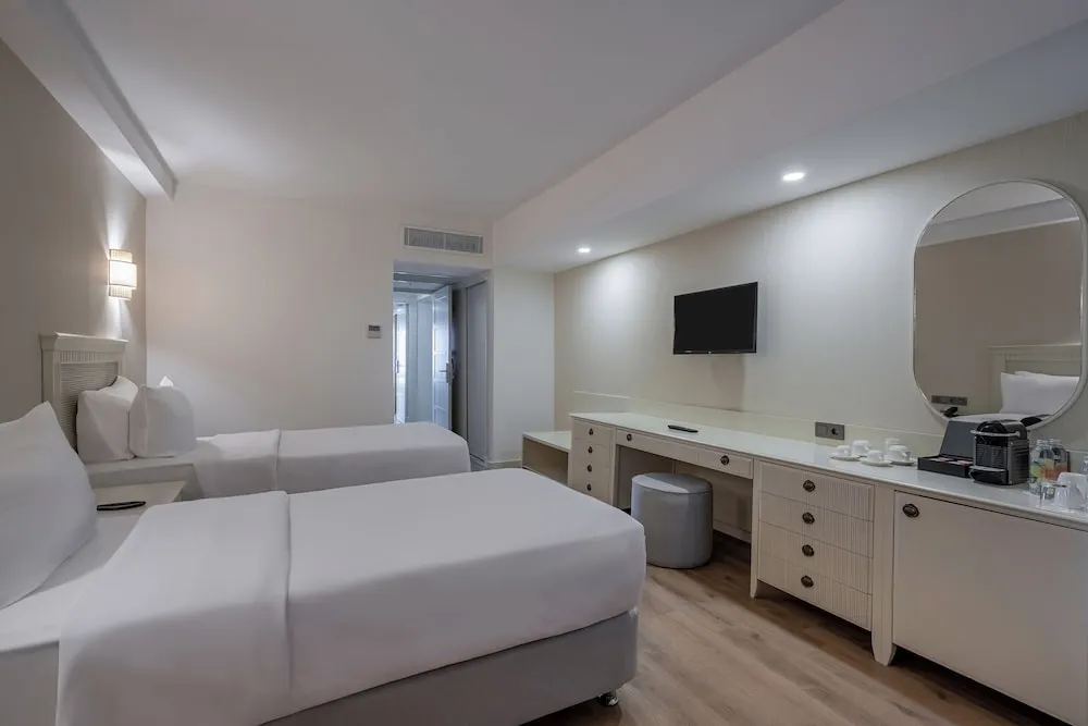 Standard Room Land View