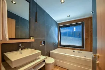 Casa Luxury Hotel