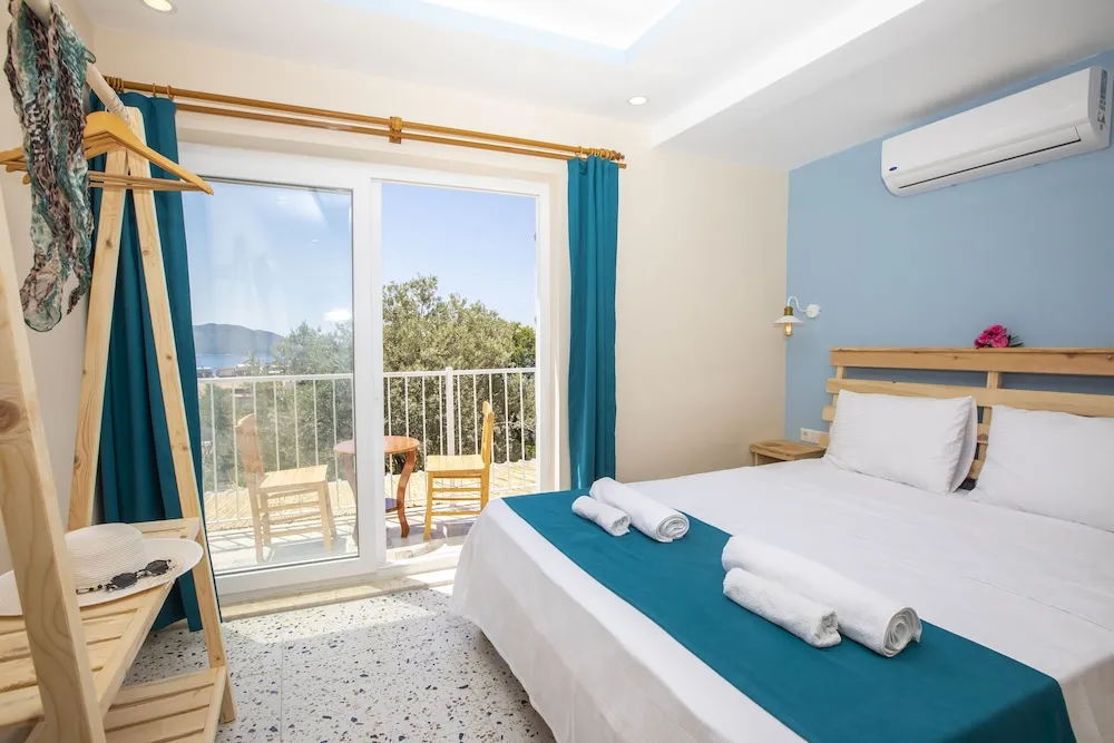 Comfort Tek Büyük Yataklı Oda