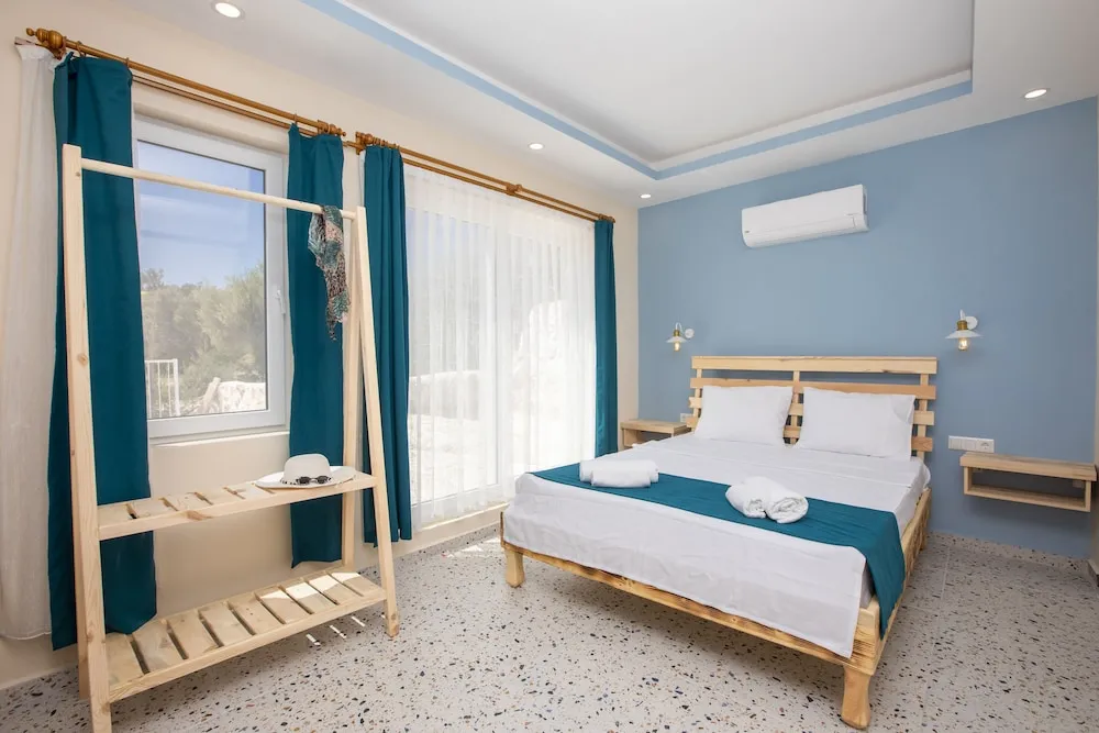 Comfort Tek Büyük Yataklı Oda