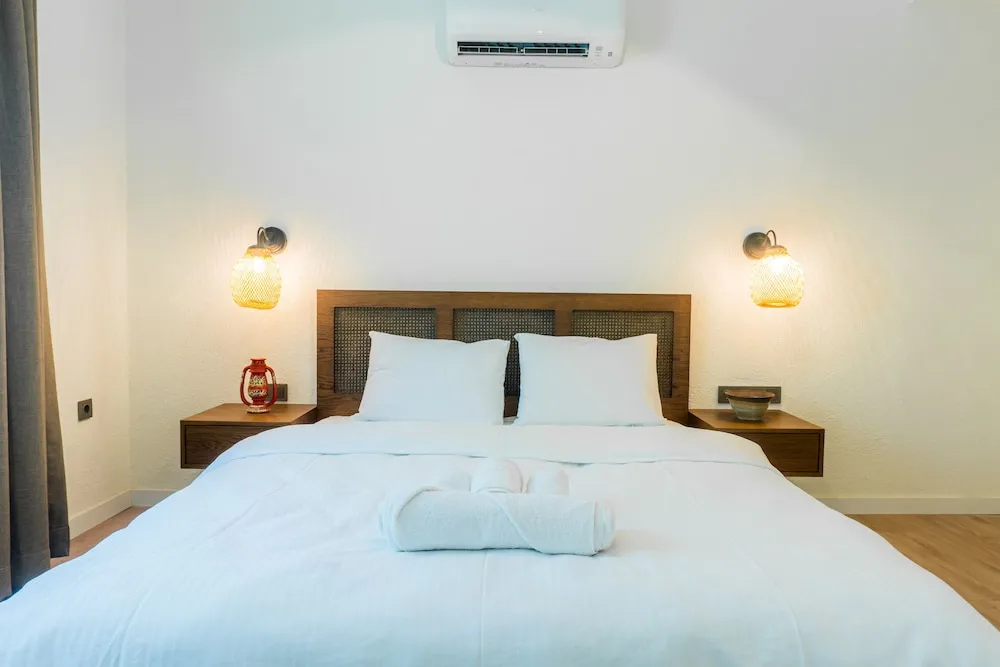 Comfort Tek Büyük Yataklı Oda