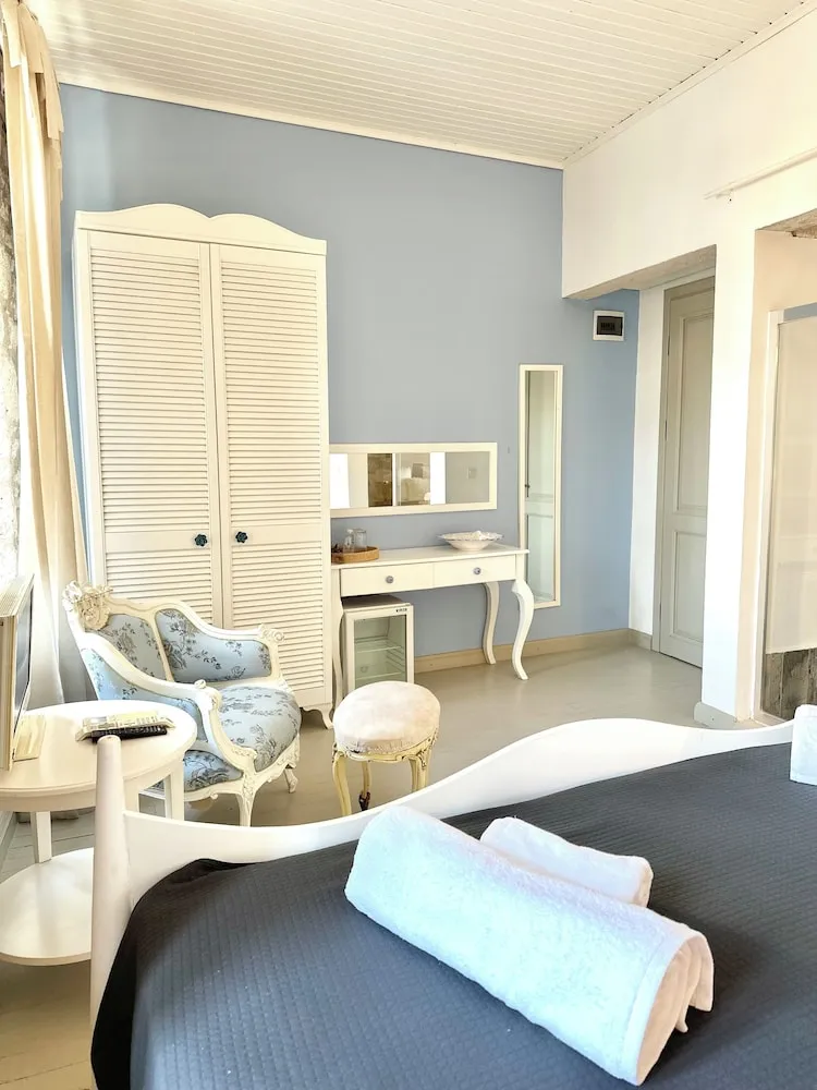 Elite Tek Büyük Yataklı Oda