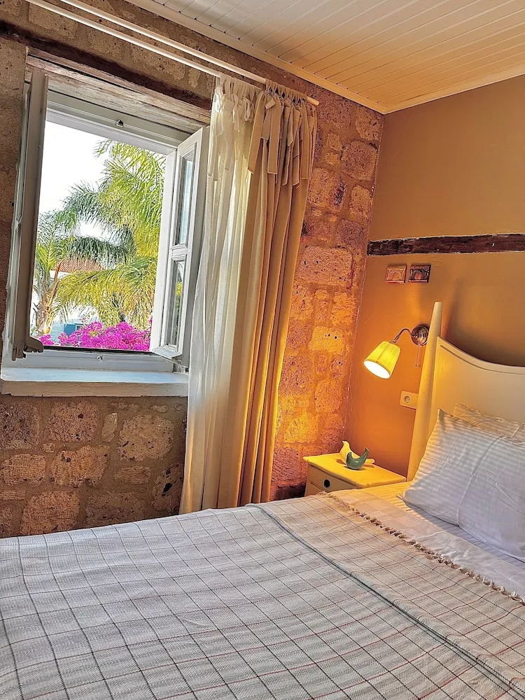 Design Tek Büyük Yataklı Oda