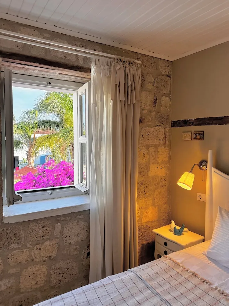 Design Tek Büyük Yataklı Oda