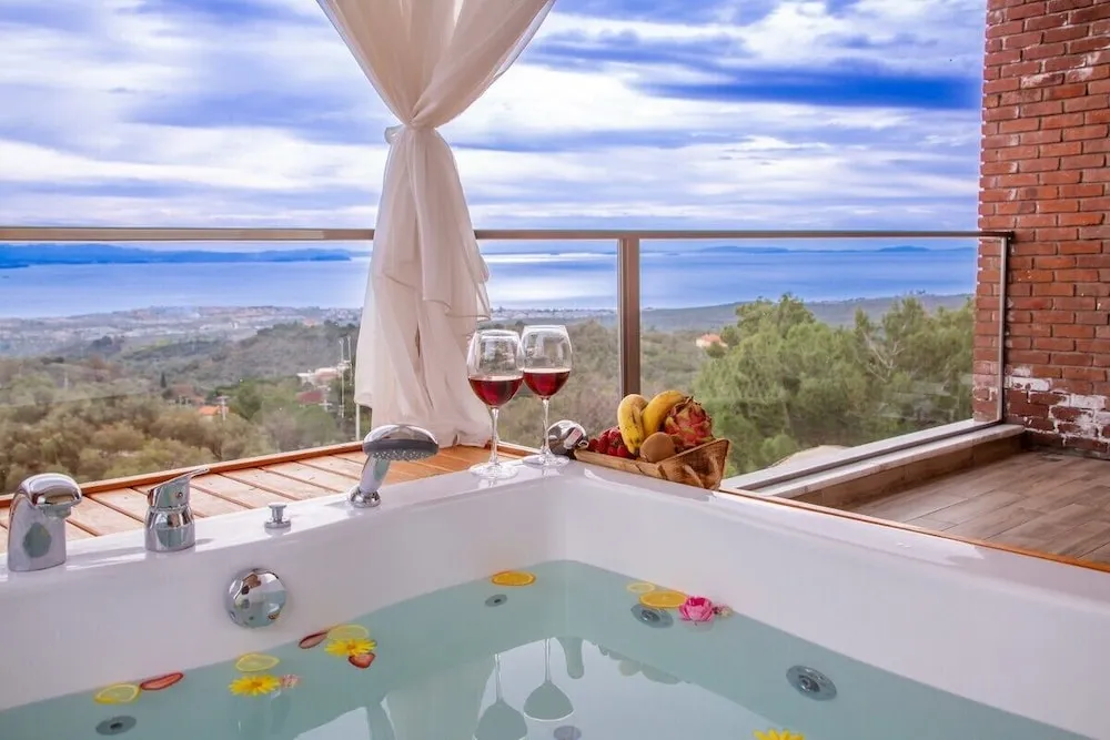 Suite With Jacuzzi