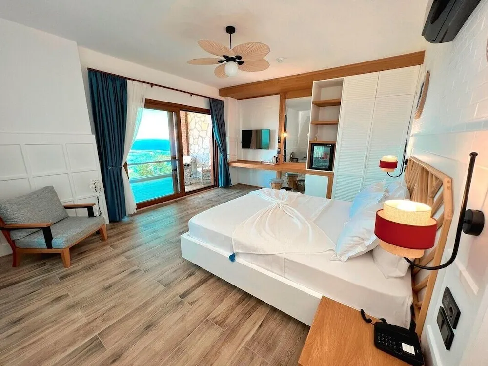 Suite With Jacuzzi