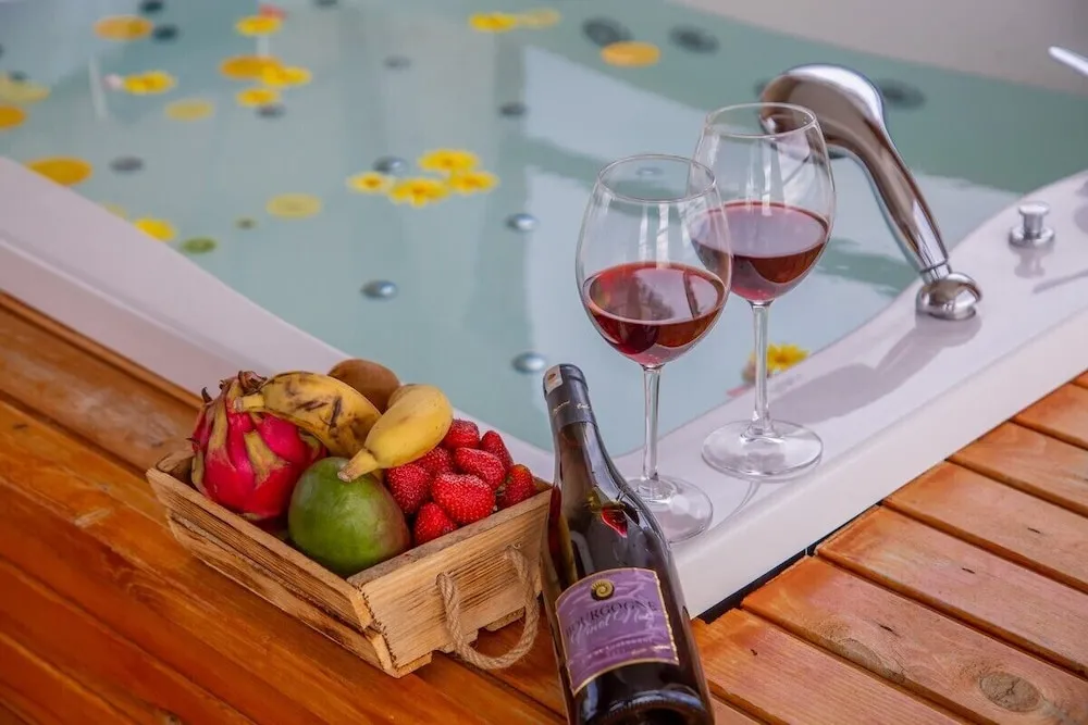 Suite With Jacuzzi