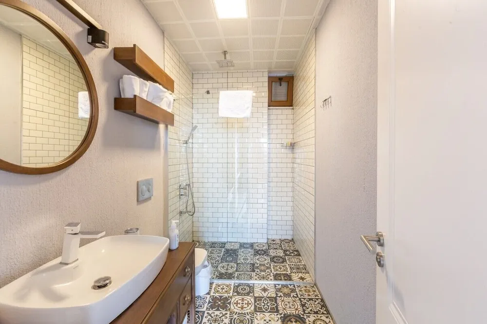 Suite With Jacuzzi