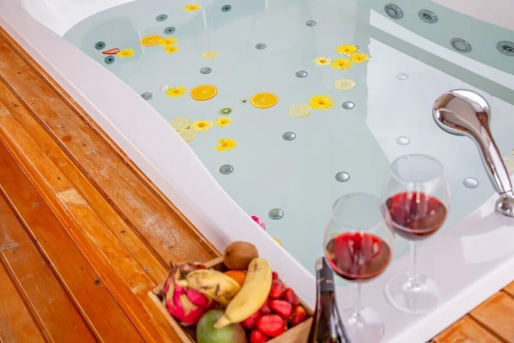 Suite With Jacuzzi