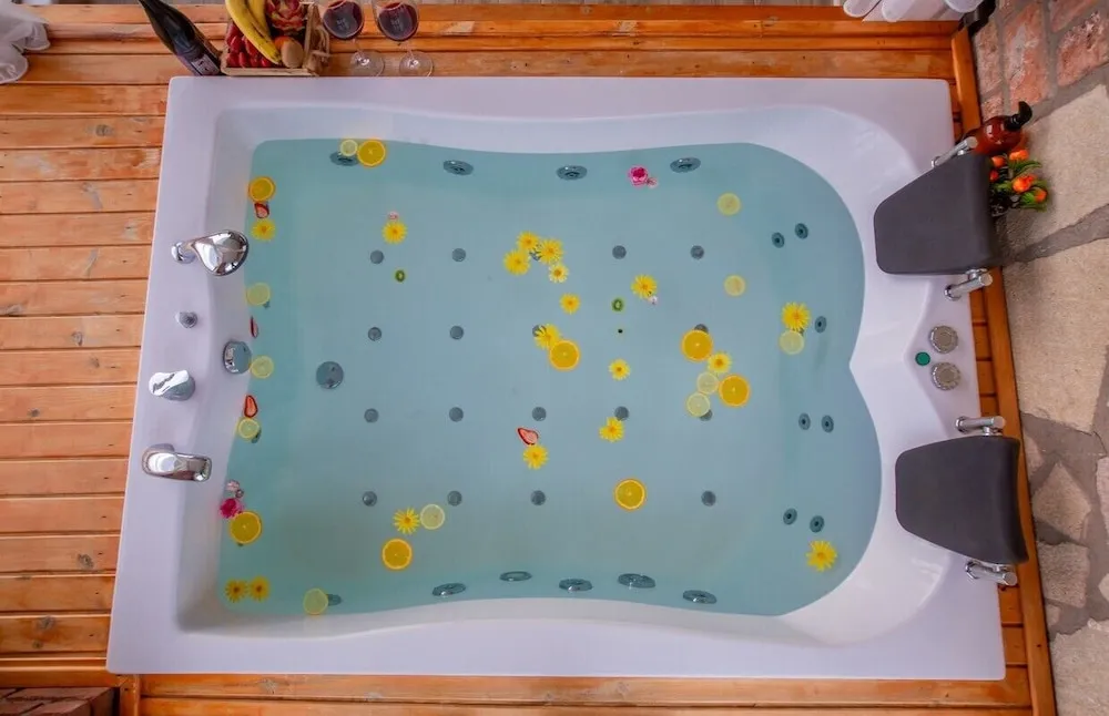 Suite With Jacuzzi