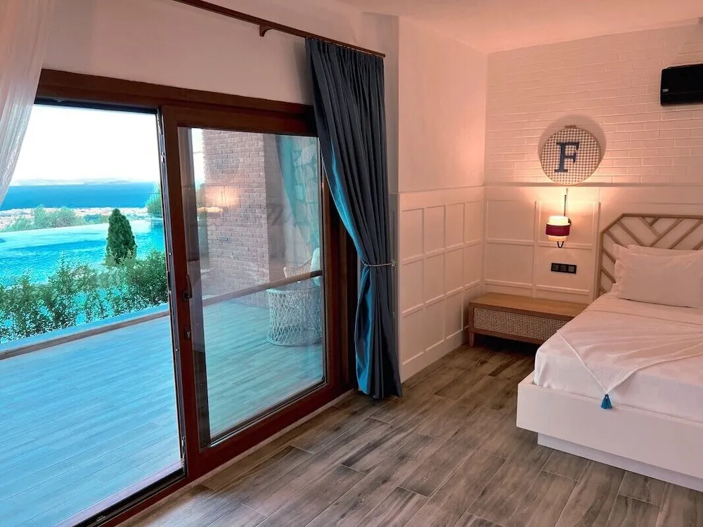 Junior Room With Sea View