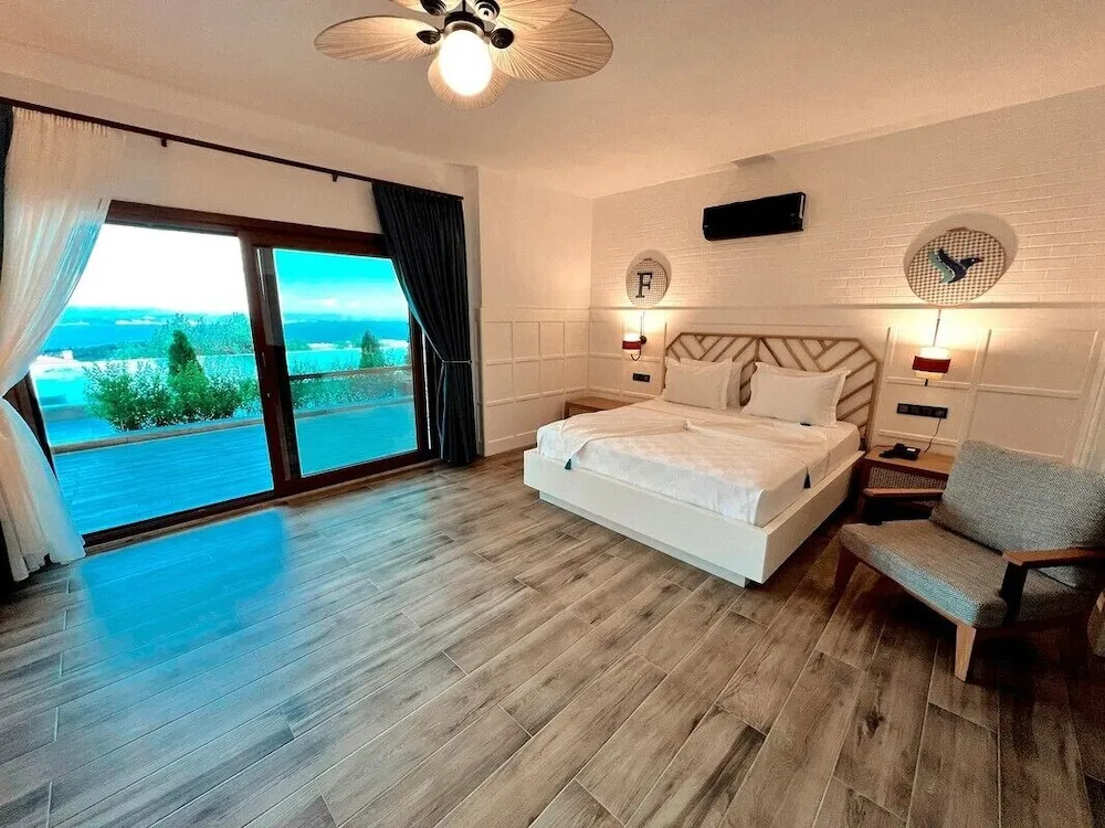 Junior Room With Sea View