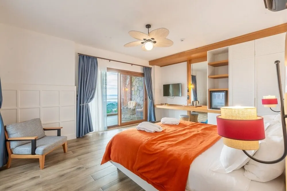 Suite Room With Sea View