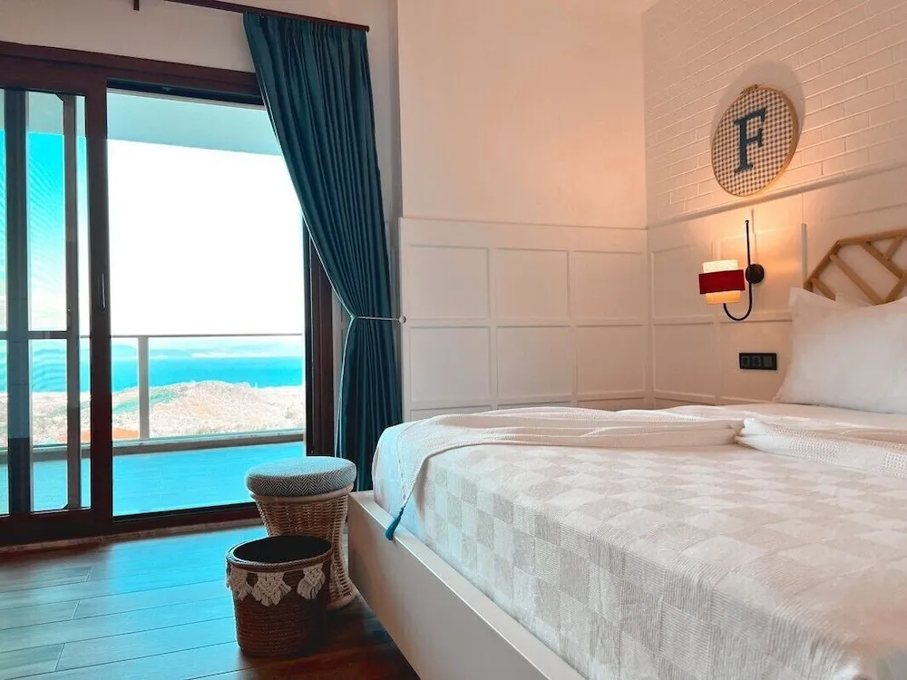 Suite Room With Sea View