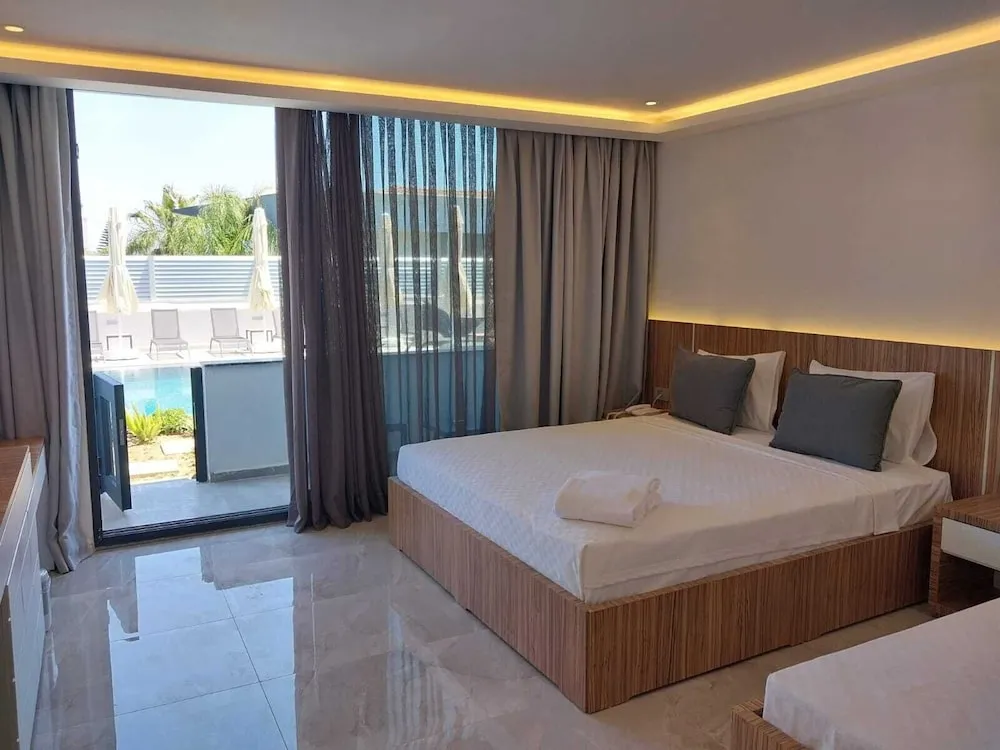 Deluxe Üç Kişilik Oda, Birden Çok Yatak