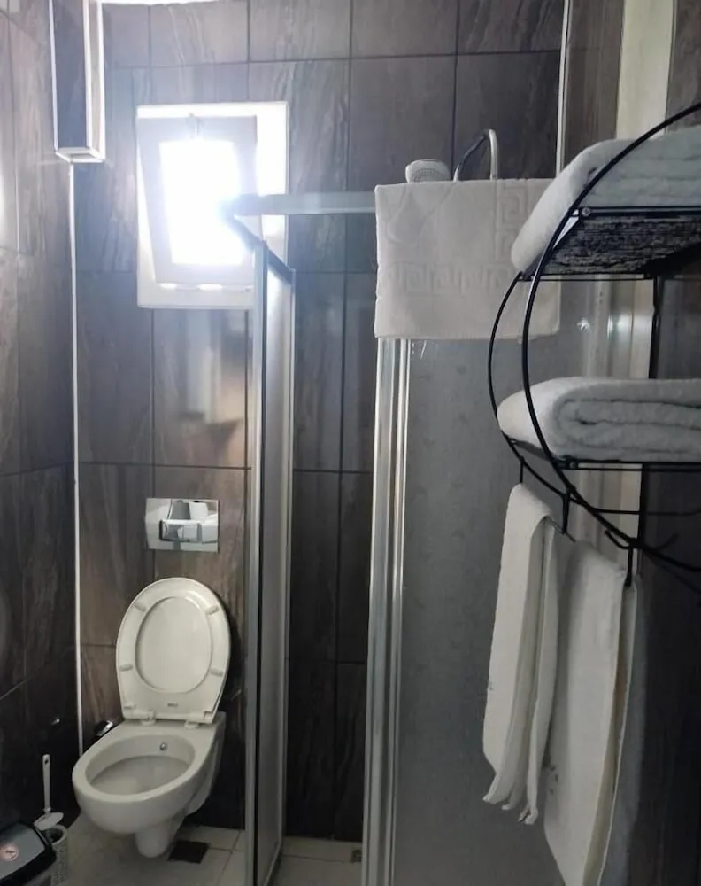 Economy Oda, Şehir Manzaralı