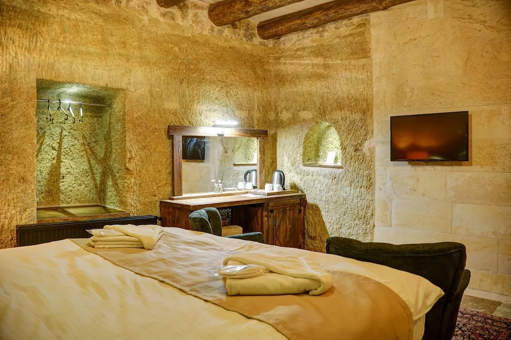 Comfort Tek Büyük Yataklı Oda