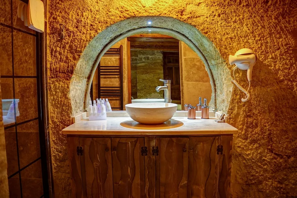 Economy Tek Büyük Yataklı Oda