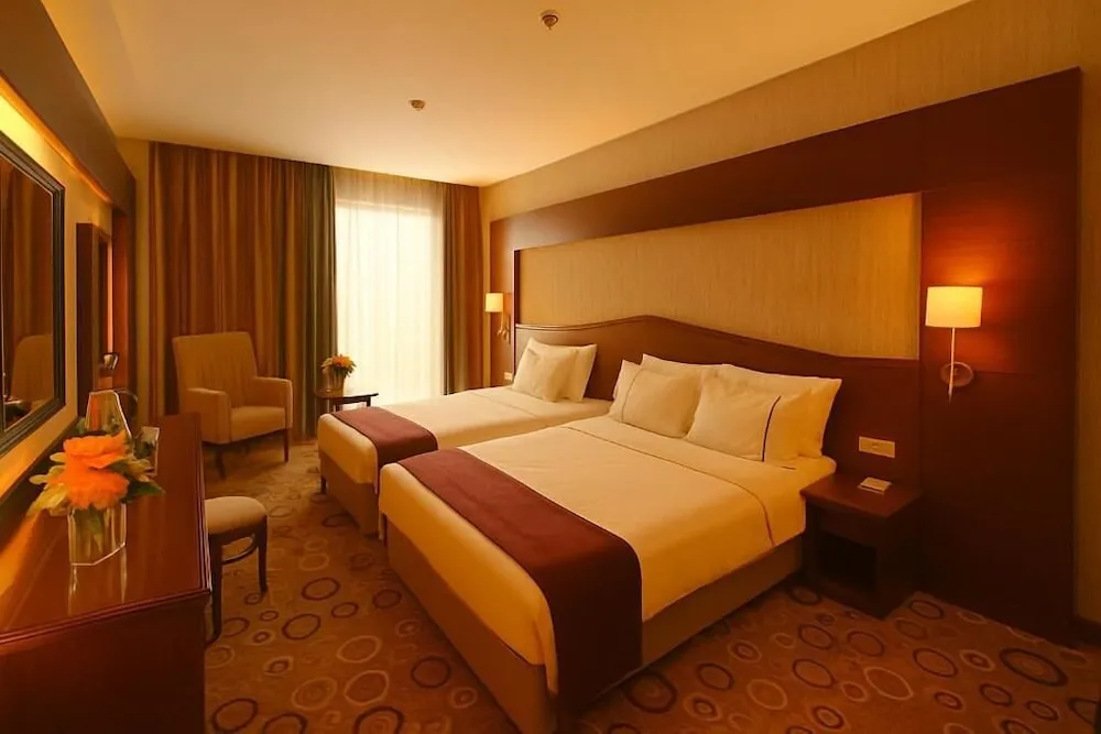 Deluxe Double Room with Extra Bed
