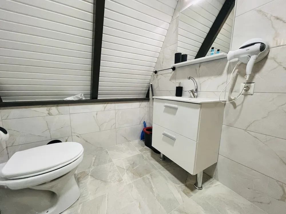 Exclusive Bungalov, Göl Manzaralı, Erik