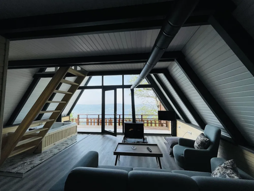 Exclusive Bungalov, Göl Manzaralı, İncir