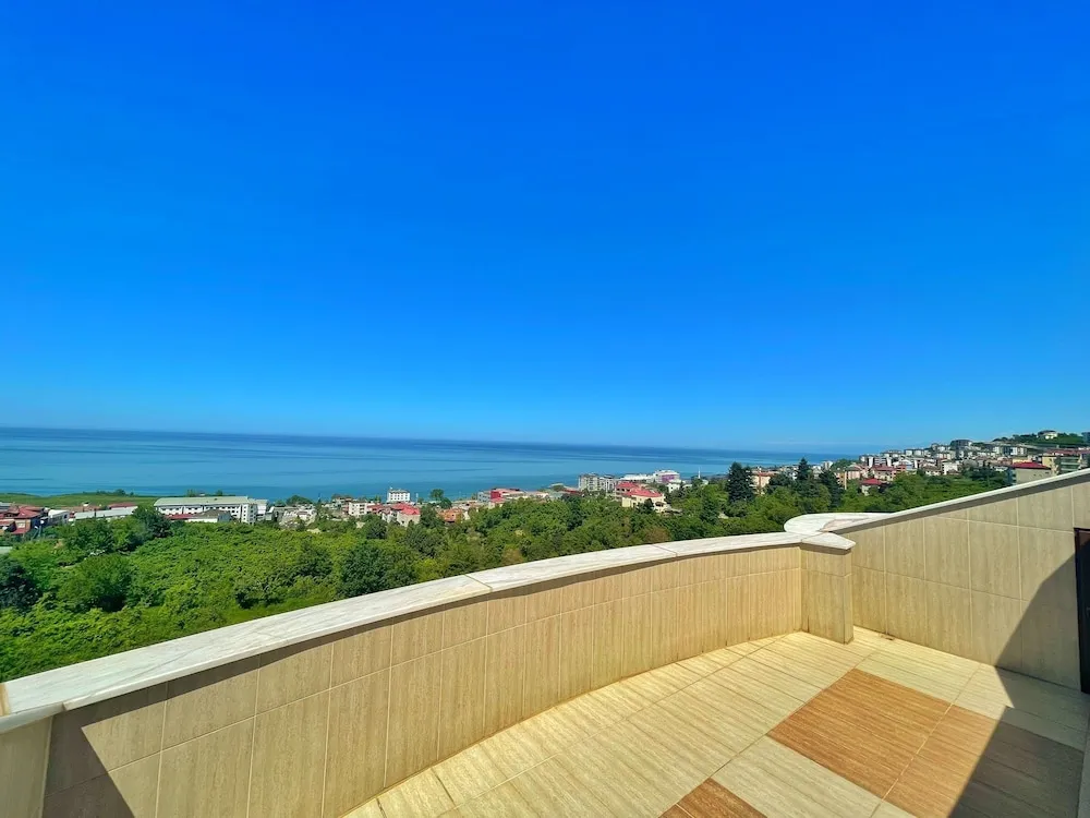 Çatı Katı Süiti (Penthouse), Deniz Manzaralı