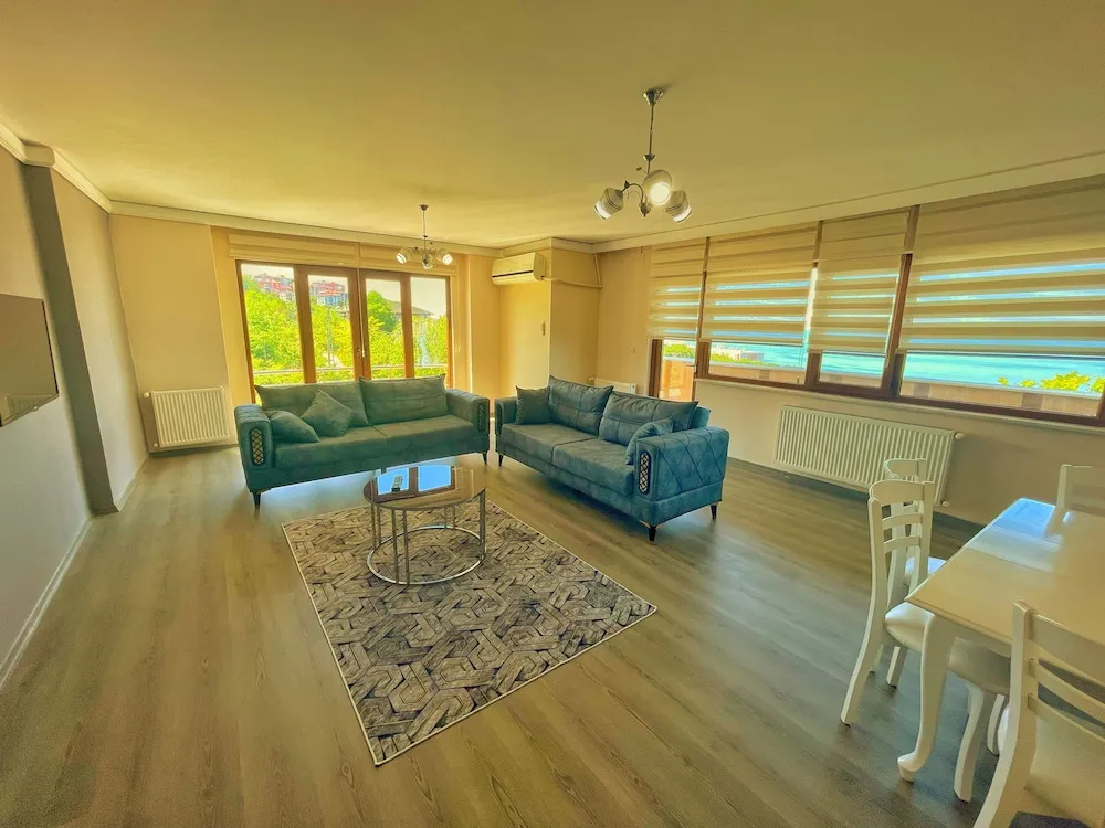 Apart Daire, Deniz Manzaralı