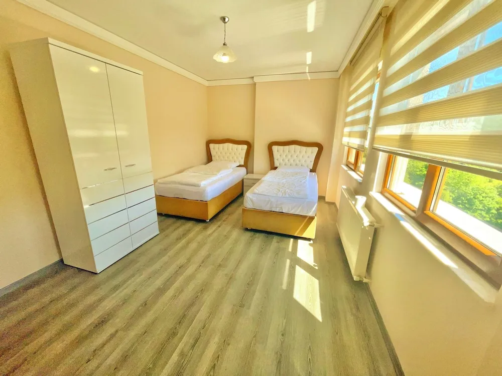 Apart Daire, Bahçe Manzaralı
