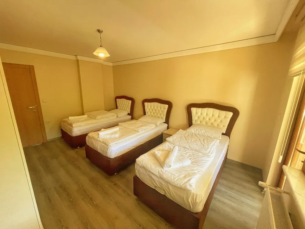 Apart Daire, Bahçe Manzaralı