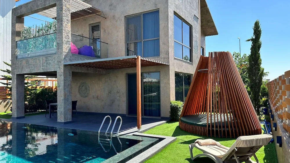 Superior Villa, Kişiye Özel Havuzlu, Bahçeli