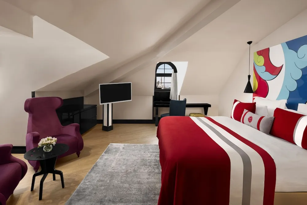 Çatı Katı Süiti (Penthouse)