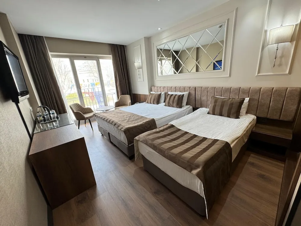 Superior Family Room