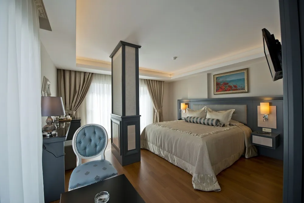 Deluxe Oda, Kısmi Deniz Manzaralı