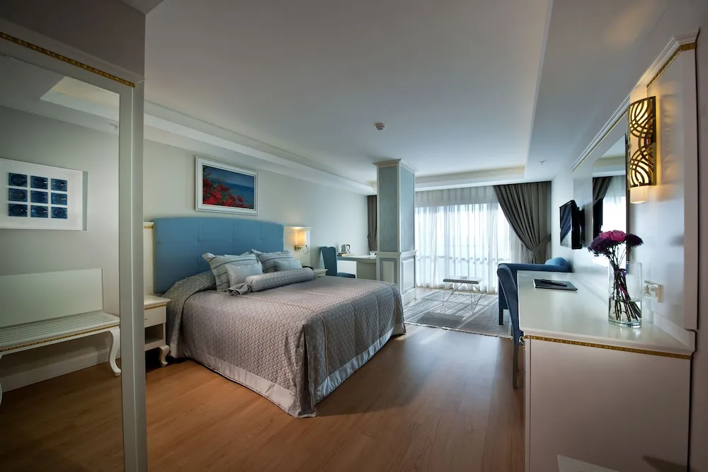 Deluxe Oda, Kısmi Deniz Manzaralı
