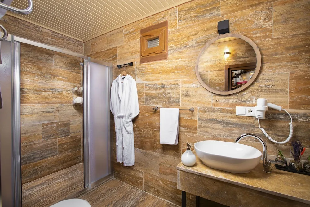 Deluxe Dubleks, 1 En Büyük (King) Boy Yatak